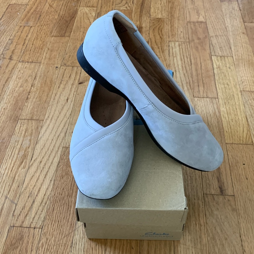 Clarks Suede Grey Flats